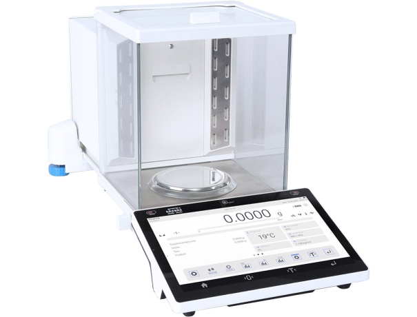 MAINTENANCE AND CLEANING OF ANALYTICAL BALANCES